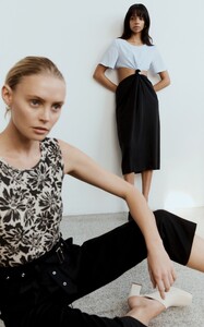 large_third-form-black-lets-split-cutout-colorblock-crepe-midi-t-shirt-dress.jpeg