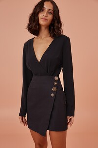 media-catalog-product-2-0-20191114_tia_skirt_001_black_sh_17998.jpg