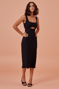 media-catalog-product-2-0-20191150_nadia_dress_001_black_g_18236.jpg