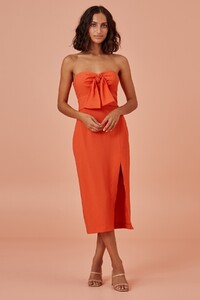 media-catalog-product-2-0-20191208_chiquita_dress_623_red_g_19367.jpg