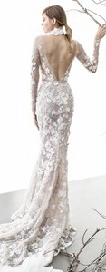 mira-zwillinger-2018-bridal-long-sleeves-bateau-neck-full-embellishment-elegant-sexy-romant(1).jpg