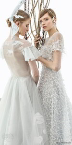 mira-zwillinger-2018-bridal-romantic-pretty-beautiful-wedding-gowns-1.jpg