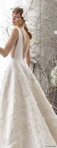 mira-zwillinger-2018-bridal-sleeveless-deep-v-neck-simple-bodice-side-open-embellished-skir(3).jpg