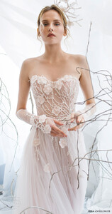 mira-zwillinger-bridal-2017-strapless-sweetheart-aline-wedding-dress-flora-zv.jpg