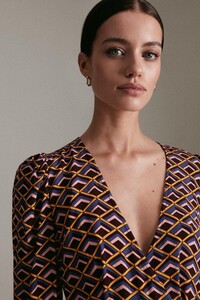 multi-petite-diamond-geo-print-ls-woven-wrap-top-2.jpeg