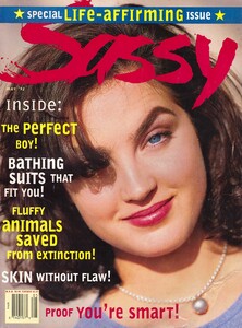 sassy_may_1992_cover.jpg.dac01886b26071217701fa8b5749e352.thumb.jpg.2ddbf518f9d43dff9d74189697c9bd24.jpg