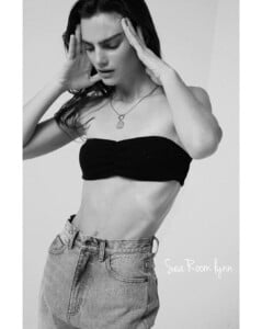 searoomlynn_official_145557788_919713822109813_6522332535594920355_n.thumb.jpg.8806401fc0b70908eb7e9ffbce630308.jpg