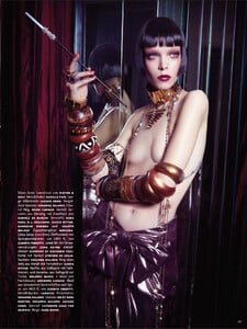 vogue-germany-2-2013_guinevere-meghan-bette_(3).thumb.jpg.44b277e565eb74fbb419adc856a6b8b7.jpg