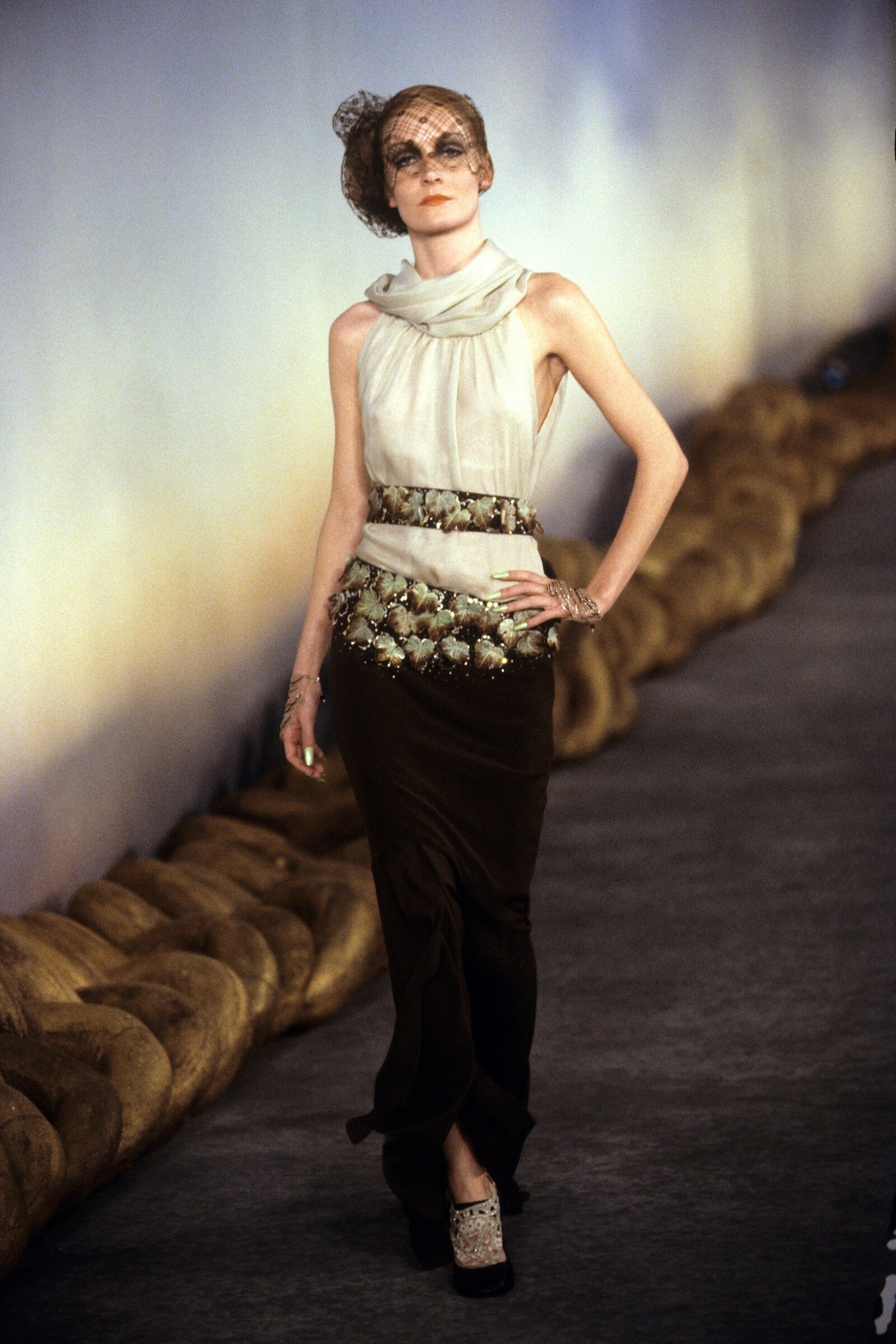 Chanel Spring 2001 Couture models - Model ID - Bellazon
