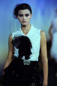 048-chanel-spring-2001-couture-details-CN10051442-trish-goff.jpg