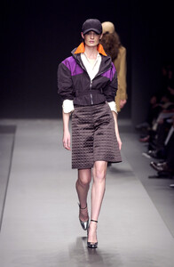 1239970051_MiuMiu2002WomenRTW24.thumb.jpg.645cf906b7fc850370e4f465959b2f58.jpg