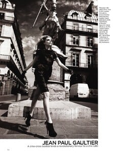 1262182365_ParisbypatrickDemarchelier_0002.thumb.jpg.5a3e9affd9f074f5d2cd6ffa527d3598.jpg