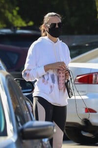      gal241121BZNimage106.jpg