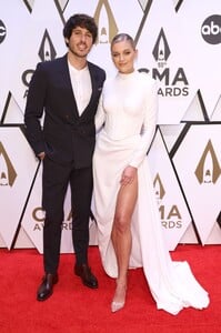       bal111121BZNimage112.jpg