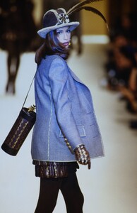 1463281402_valentinofall1992(4).thumb.jpg.1fa94080af09d648fdd4427a84ad2fc4.jpg