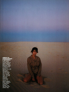 15-ELLEITfeb89-m.CarinVanDenDonk-ph.FabrizioFerri.thumb.jpg.32529440cc391b2decbc861d9e5d376c.jpg