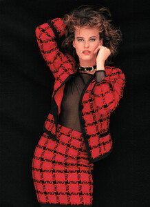 1531359225_13-GRAZIAIT22sept1991-m.SteevieVanDerVeenRobertaChirkoph.NickBriggs.thumb.jpg.433892d15d6ee44c363137a2fa28d16a.jpg