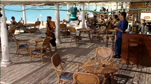 Inside Die Another Day - Making of-00.25.33.762.png