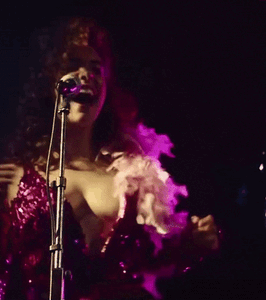 Barbara_branco_gif (2).gif