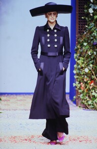 1807903598_christian-lacroix-couture-fall-1996(10).thumb.jpg.e1fa1b3b7087c15f3903670faf6b3860.jpg