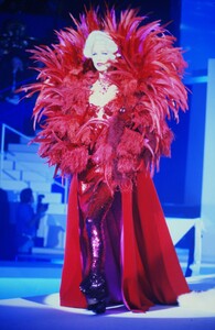 THIERRY-MUGLER-HC-FALL-1995 (24).jpg