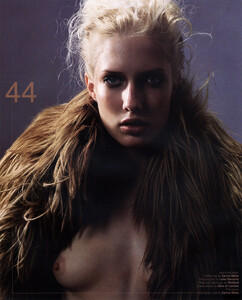 2074424684_vellummag(6).thumb.jpg.5b31932e4b705a5475bbd9fdc5744866.jpg