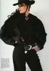 21-COSMOPOLITANITdec85-m.Unk-ph.TizianoMagni.thumb.jpg.925c479669265000489fb8f1ce15eac8.jpg
