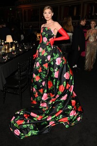 2125624657_1356235261TheFashionAwards2021-Pre-CeremonyDrinks.thumb.jpg.0f55d335c9ed772cb6ad972ba1365fe7.jpg