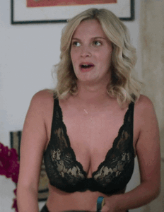 julia_palha (2).gif