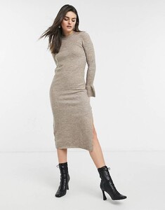 21629149-1-taupe.thumb.jpeg.d328776128371513f5598dcdb13548f2.jpeg