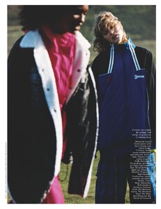 Vogue UK 12.2021-page-012.jpg