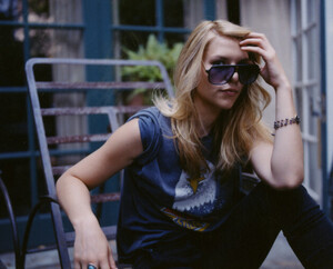 25207_Celebutopia-Claire_Danes-Melodie_McDaniel_photoshoot-13_122_122_659lo.jpg