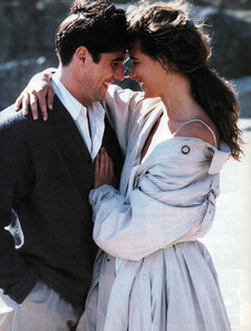 27-ELLEITaug88-m.SuzanneLanza-ph_Unk.thumb.jpg.19c05c84f9d6d33469925b48d0c729c2.jpg