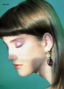 27-MADAMEFIGAROFR15feb86-m.Unk-ph.GeorgeHoltz.thumb.jpg.5c62b2719001c97de4eaf61223d947ee.jpg