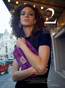 Harper s_Bazaar_UK_-_December_2021-page-002.jpg