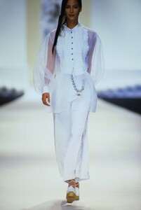 279264863_DiorSpring1994(5).thumb.jpg.e75fc42bae849be64afe96c8e58e6420.jpg