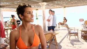 Inside Die Another Day - Making of-00.25.53.003.png