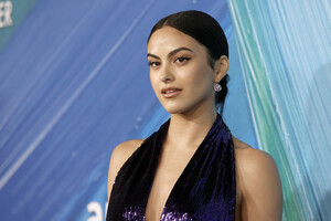 Camila+Mendes+amfAR+Gala+Los+Angeles+2021+XxKzyznCgA5x.jpeg