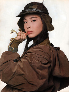 45-ELLEITdec88-m.JuliePewittIkeda-ph.WalterChin.thumb.jpg.6fbee6eb6e6c9ab98b33cb497bd66e82.jpg