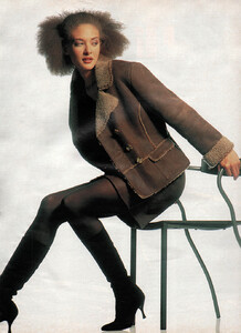 49-ELLEFR14nov94-m.ChrysteleSaintLouisAugustin-ph.MarcHispard.thumb.jpg.50f9ce712c51e3d5f48c2b5e5433d3a2.jpg