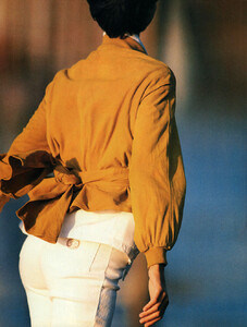50-ELLEITapr89-m.RobertaChirko-ph.EddyKohli.thumb.jpg.896aebe2c1a6eb9386fdeb5b9baf3606.jpg