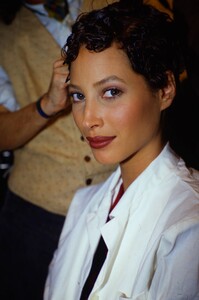 662636797_backstage(2).thumb.jpg.52cc514fa018d9c81ffca5d12916de1b.jpg
