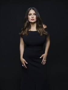 Salma Hayek @ Brian Bowen Smith PS November 2021 02.jpg