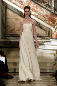 755415508_RalphRucci2003HauteCouture46.thumb.jpg.657f78581c93c7dee22c7eef7559a488.jpg