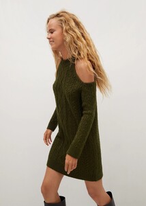 77095942_43.jpg