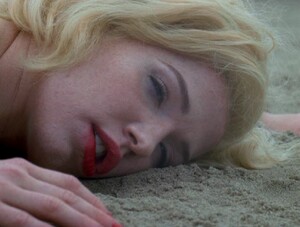 108 Blonde (2001).jpg