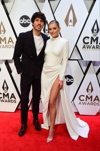       bal111121BZNimage114.jpg