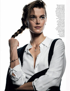2021-11-27 - Elle Italia-3.jpg