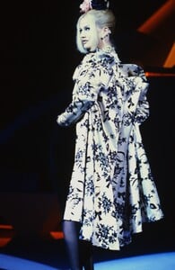 894241171_THIERRY-MUGLER-HC-FALL-1995(1).thumb.jpg.5494332d6ea5372b0cd68dc5b01c5133.jpg