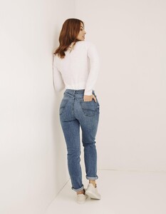 970466_Vintage-Pale_Model_Back_1.jpg